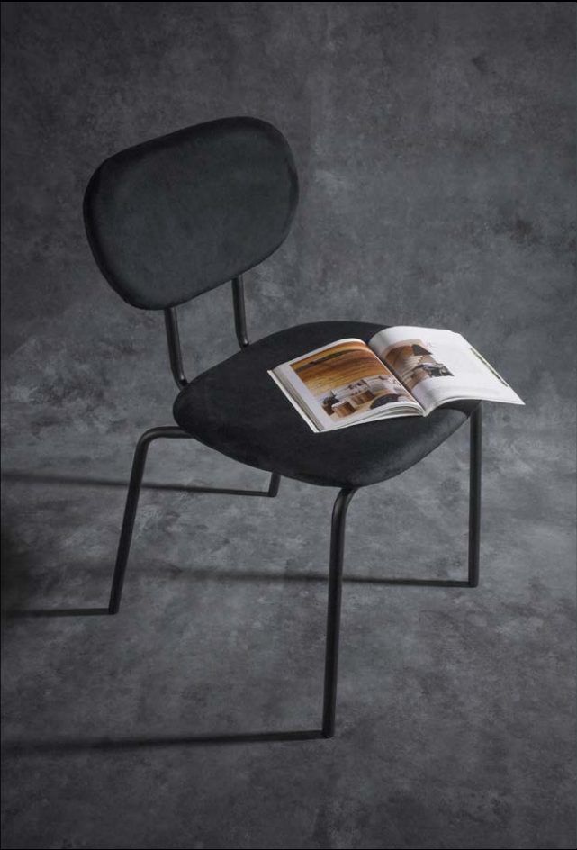 Silla Otto en pana negra